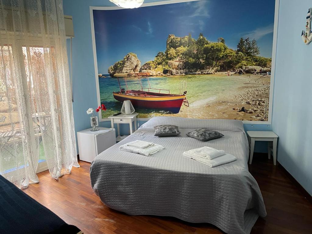 Locami Holiday&Rooms Suite Jolanda Catane Extérieur photo