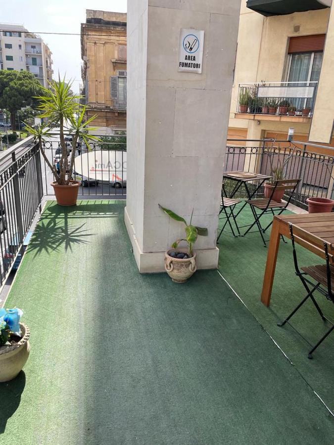 Locami Holiday&Rooms Suite Jolanda Catane Extérieur photo
